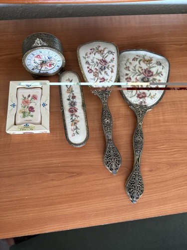 Aidees vintage vanity set - vanity,