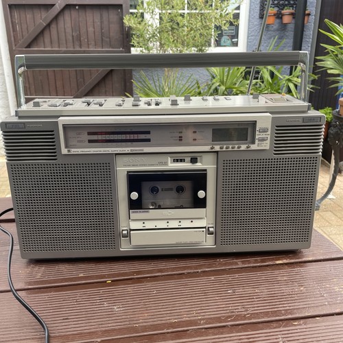 Sony cfs boombox - sony,