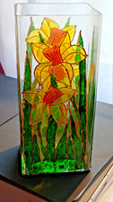 Stained Glass daffodils Vase Hand-Painted Art Deco Decor (22x10cm)