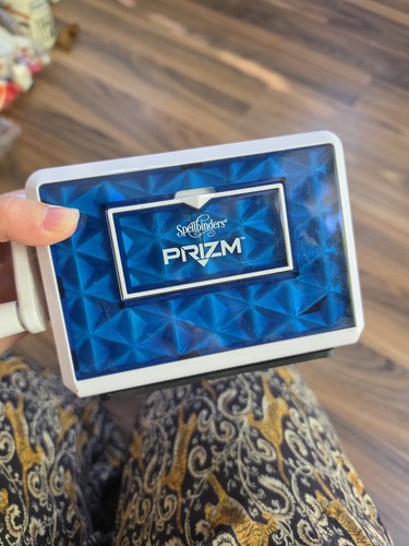 Prism die cutting - prism, cutting/embossing