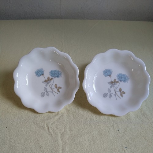 Pair round wedgewood - of,
