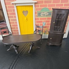 4pc Vintage Lundby Barton Carolines Home Corner Hutch Table Chairs Brown Plastic