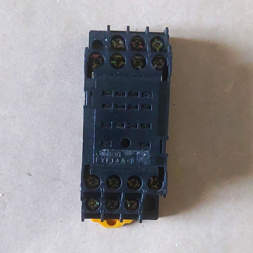 Omron pyf14a relay - relay, socket