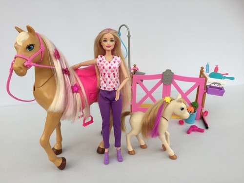 Barbie groom care horses - groom,