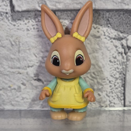 Peter rabbit cottontail - peter,