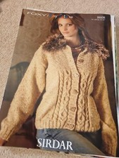 Vintage: Sirdar 8608 jacket, foxy tiny dot DK, 32-42 inch, 81-107 cm