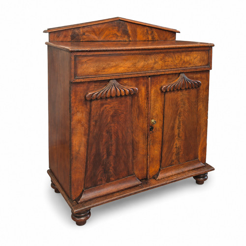 Early victorian flame mahogany - flame,