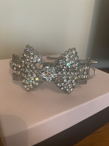 Glitzy secrets wedding side - glitzy,