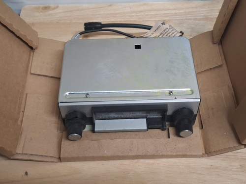 Vintage car radio - radio,