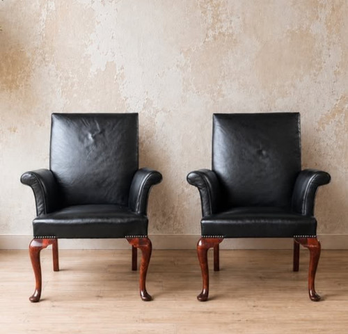 Queen anne pair - anne,