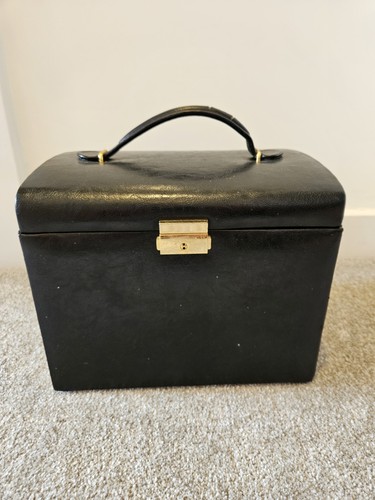 Large jewelry organizer box