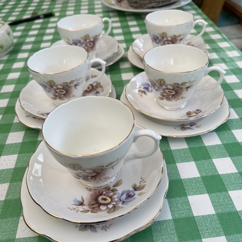 Pretty vintage part - pretty,