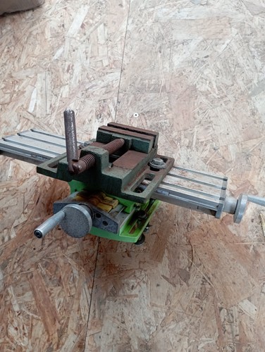Pillar drill cross slide with - drill,