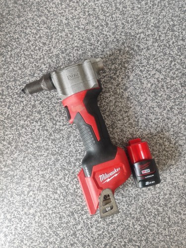 Milwaukee m12 bprt rivet gun - milwaukee,