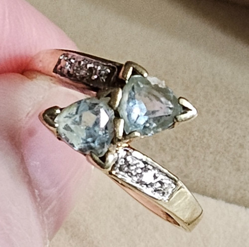 10k yellow gold - yellow, trillion-cut