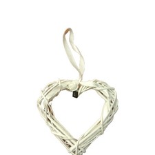WICKER HEART DECORATION white