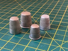 4x Vintage Metal Thimbles