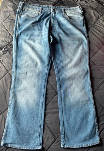 Wrangler light wash straight - wrangler,