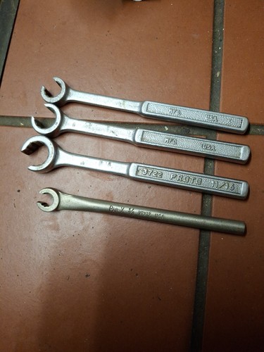 Old vintage pipe spanners - old, made