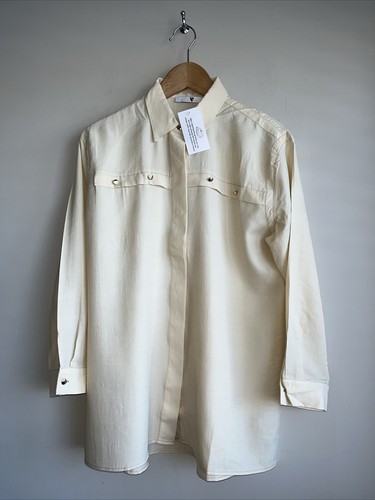 Very long sleeve - by, satin