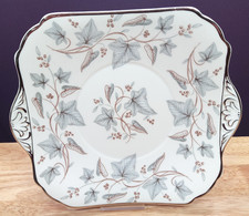 Grosvenor Crestwood Cakes /