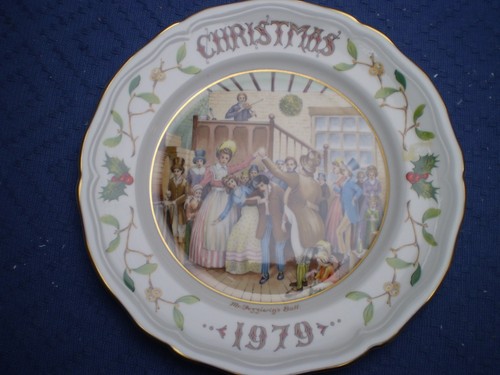Aynsley china collector plate - china,