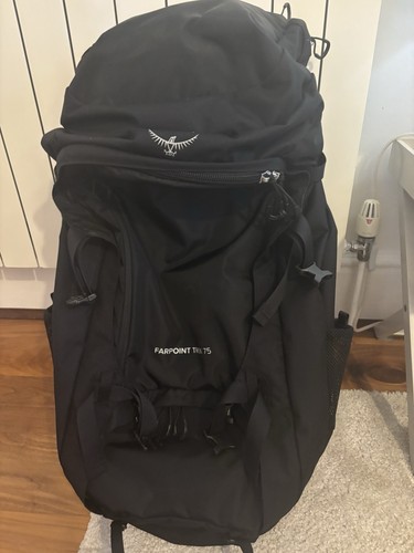 Osprey travelling backpack - travelling,