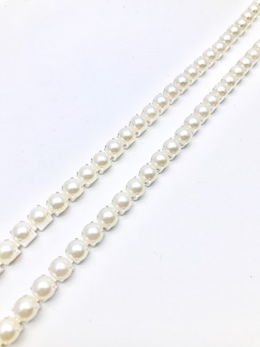 Ss16 9mm colour diamante - 3.9mm,