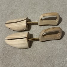 Jones The Bootmaker Wooden