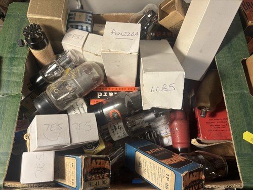 Job lot radio - job, &
