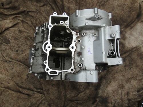 Crank engine casings for - , a