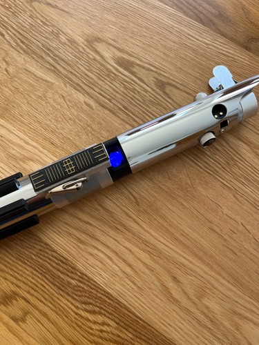 Anakin crystal chamber - crystal,