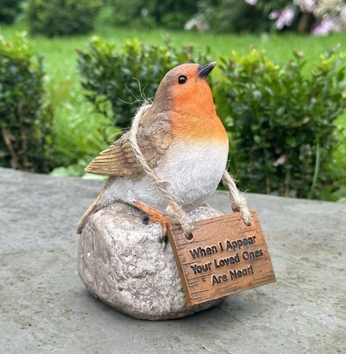 Robin tree stump garden - robin,