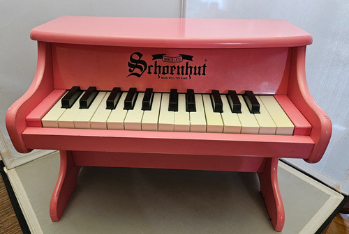 Schoenhut miniature piano all - miniature,