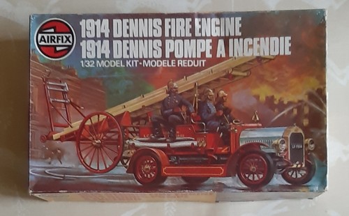 Airfix dennis fire engine - engine, 1914