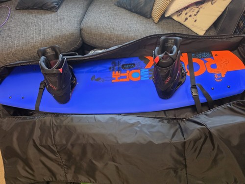 Ronix wakeboard with - wakeboard, bindings