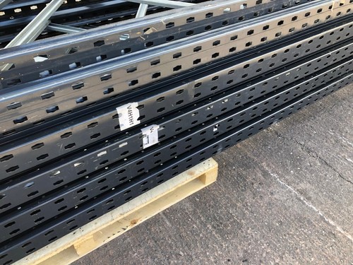 Pallet racking shelving - pallet,