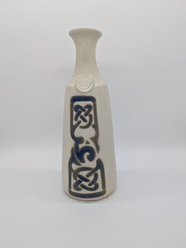 Laugharne studio pottery - studio,