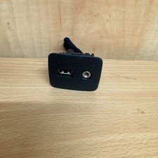 Ford Fiesta Mk7 Aux USB Input