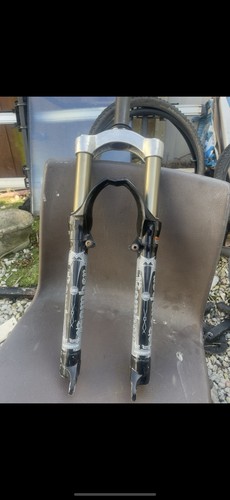 Marzocchi bomber forks need - forks,