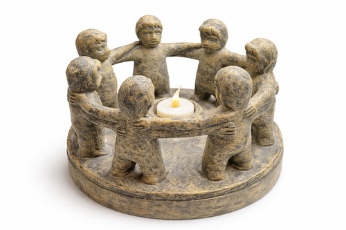 Circle friends sculpture tea - circle,