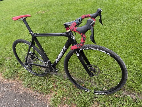 Planet pro carbon xls cyclo - planet,