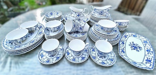 Extensive dinner and tea - and,