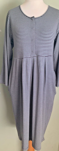 Size large vgc - size,