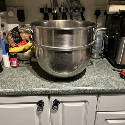 Hobart quart mixer bowl - quart,