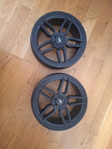 Genuine powakaddy wheels - genuine,