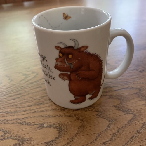 Collectable small ceramic - small, mug