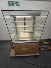 Cake drinks display fridge