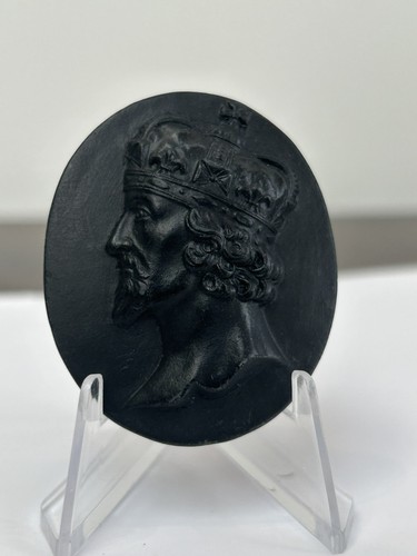 Wedgwood black basalt portrait - basalt,