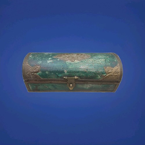Vintage wooden trinket box - vintage,